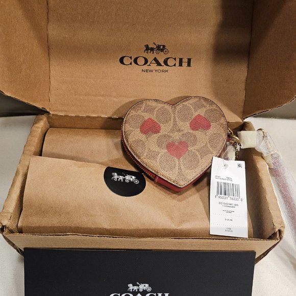 COACH Bags SIGNATURE HEART WRISTLET Coin Purse Wallet Authentic - Picture 10 of 10